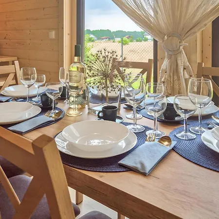 Holiday home Gorgeous In With Sauna Nowe Warpno